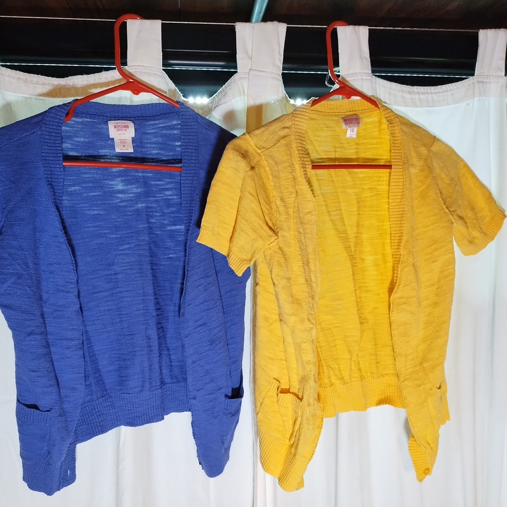 Mossimo Supply Co. Yellow Knit Top
